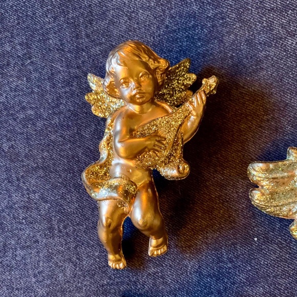 3/$45 ⭐️ Christmas Cherub Ornaments - Set of 3 - Picture 2 of 8